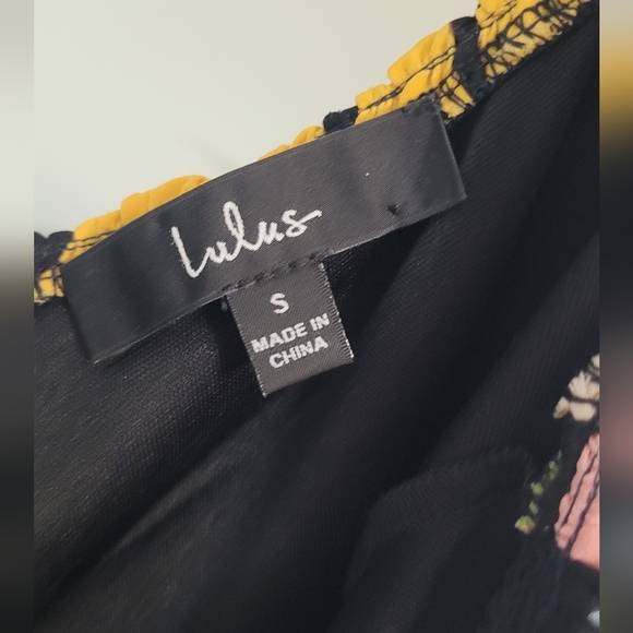 Lulus Got the Flower Black Floral Ruffled Cold-Shoulder Maxi Dress Small - Picture 2 of 5